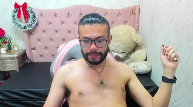 Snapshot of RodriWhite chatting on January 2025 07:34:02 AM RodriWhite online show from January 2025 07:34:02 AM