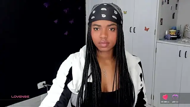 Marce 22 online show from October 2025 09:56:01 PM