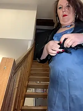 Snapshot of Candy-Desire chatting on December 2024 07:50:02 PM Candy-Desire online show from December 2024 07:50:02 PM