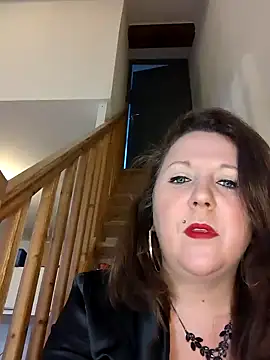 Snapshot of Candy-Desire chatting on January 2025 03:23:01 PM Candy-Desire online show from January 2025 03:23:01 PM