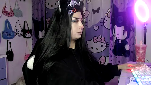 lussyevans24 online show from November 2025 05:50:01 AM