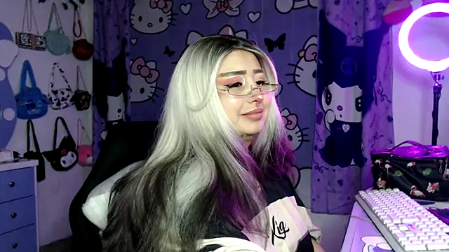 lussyevans24 online show from February 2026 03:16:02 AM