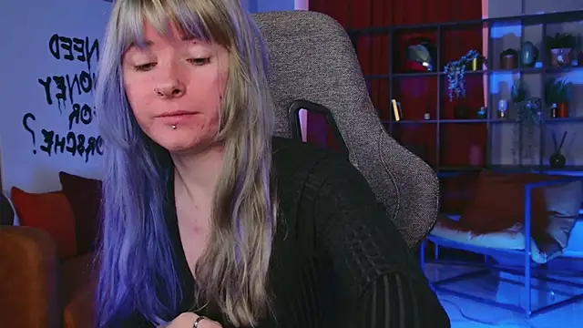 Snapshot of LexiWenford chatting on May 2026 03:25:02 AM LexiWenford online show from May 2026 03:25:02 AM
