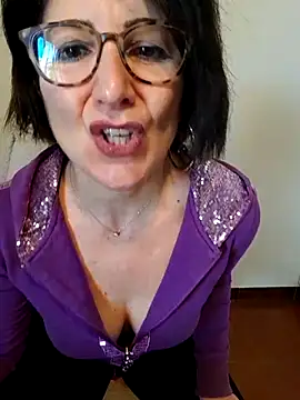 Viola8p online show from September 2025 09:47:02 AM