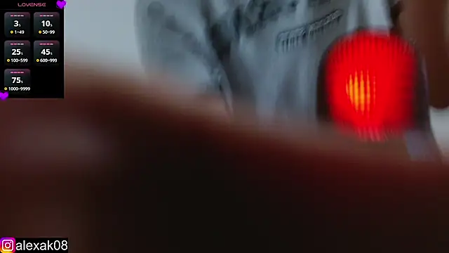 alexaa08 online show from January 2025 05:11:01 PM