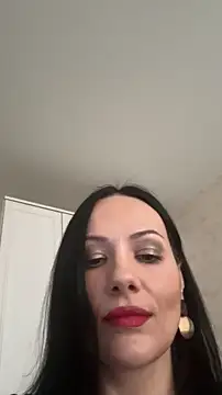 Devil Goddess online show from October 2025 01:04:02 PM