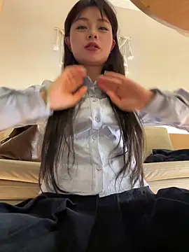 Snapshot of Asia-Melody chatting on February 2026 04:11:01 AM Asia-Melody online show from February 2026 04:11:01 AM