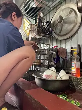 Linaannn online show from March 2026 02:28:02 AM