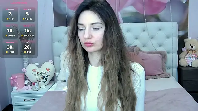 Snapshot of VioletUmi chatting on March 2025 10:19:01 AM VioletUmi online show from March 2025 10:19:01 AM