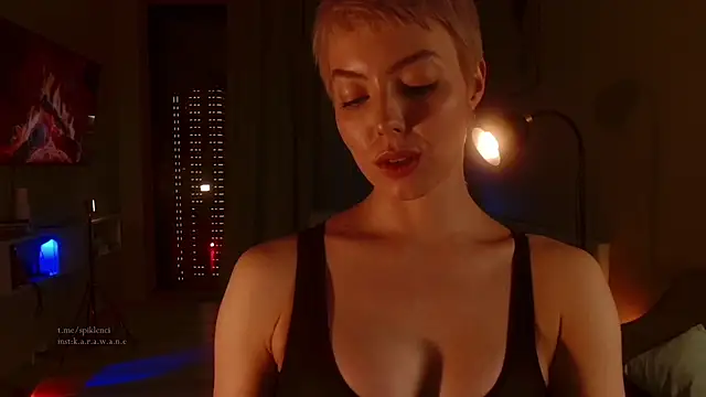 spiklencii online show from November 2025 01:48:01 PM