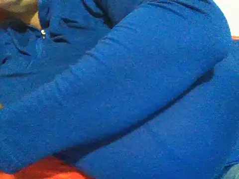 RoxiRedXXX online show from November 2025 06:07:02 PM