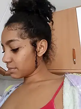 Snapshot of Laanegraofficial_ chatting on January 2025 01:33:02 PM Laanegraofficial online show from January 2025 01:33:02 PM
