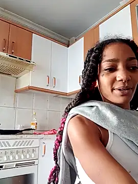 Snapshot of Laanegraofficial_ chatting on October 2025 11:17:01 AM Laanegraofficial online show from October 2025 11:17:01 AM