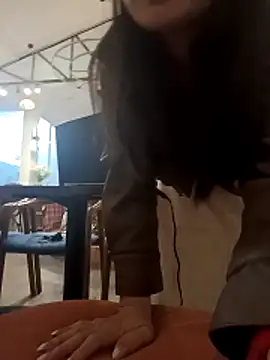 Love making online show from December 2025 03:33:01 AM