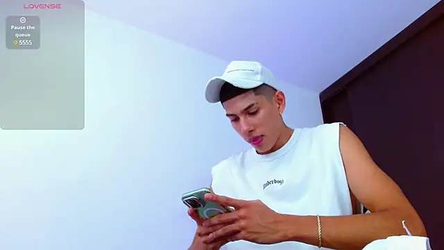 Valerio 20 online show from February 2025 08:20:02 PM