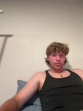 Snapshot of Daddymaddy077 chatting on April 2026 01:58:02 AM Daddymaddy077 online show from April 2026 01:58:02 AM