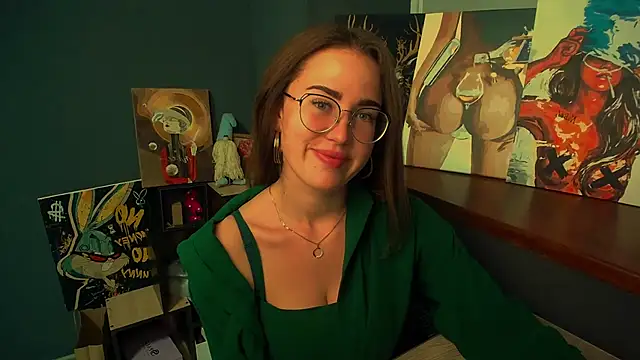 luxie milady online show from May 2026 12:11:01 PM