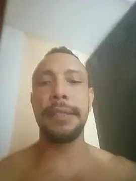 Snapshot of Thiago_Summers chatting on July 2026 04:11:02 PM Thiago Summers online show from July 2026 04:11:02 PM