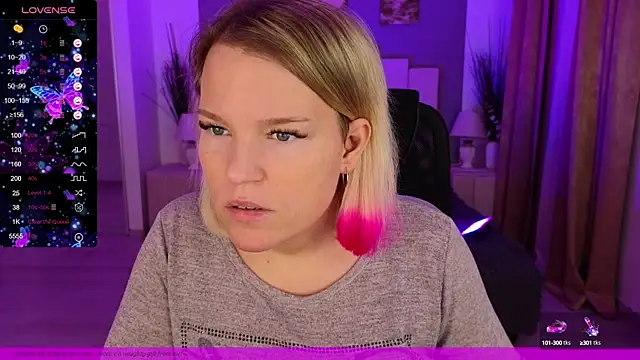 Snapshot of EVAshinyGIRL chatting on December 2024 07:35:02 AM EVAshinyGIRL online show from December 2024 07:35:02 AM