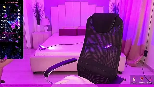 Snapshot of EVAshinyGIRL chatting on January 2025 10:45:01 AM EVAshinyGIRL online show from January 2025 10:45:01 AM