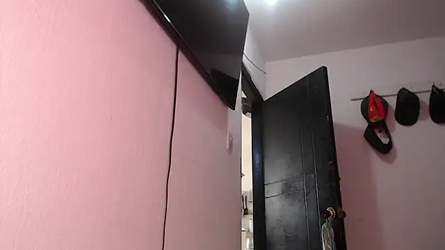 Alizloven online show from March 2025 01:27:02 PM