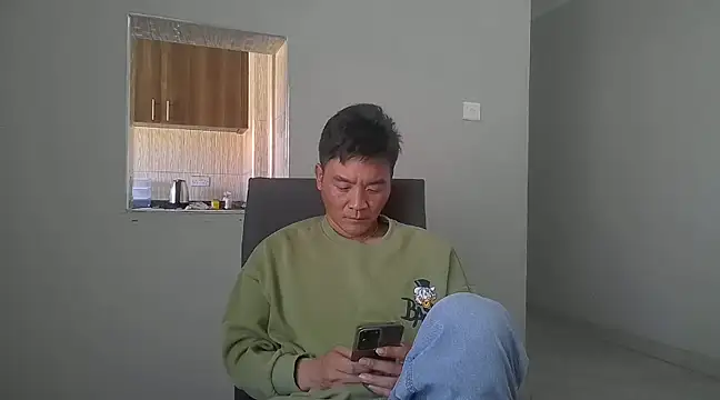 Snapshot of kisstoyousoon2024 chatting on December 2024 07:28:02 AM kisstoyousoon2024 online show from December 2024 07:28:02 AM