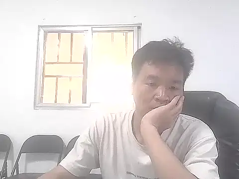 kisstoyousoon2024 online show from November 2025 02:50:02 PM