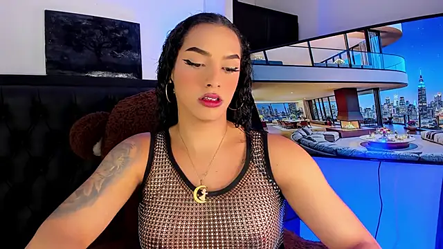 Snapshot of Maryonthemoon chatting on October 2025 01:30:02 AM Maryonthemoon online show from October 2025 01:30:02 AM