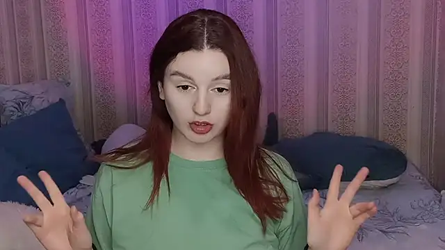 JulthHell online show from December 2025 10:39:02 PM