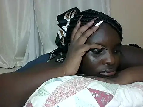 hotebbbyy online show from December 2025 07:54:01 PM