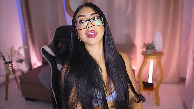 Snapshot of Sara_albrecht chatting on January 2025 12:27:02 PM Sara albrecht online show from January 2025 12:27:02 PM