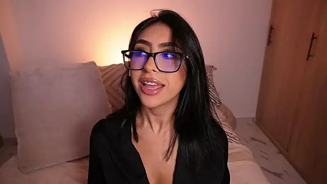 Snapshot of Sara_albrecht chatting on October 2025 01:08:02 AM Sara albrecht online show from October 2025 01:08:02 AM