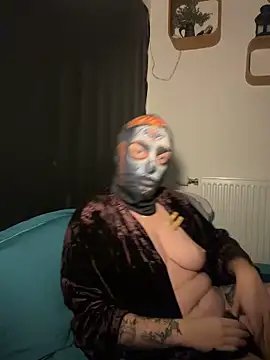 Snapshot of SaihtamX chatting on February 2026 03:33:01 AM SaihtamX online show from February 2026 03:33:01 AM