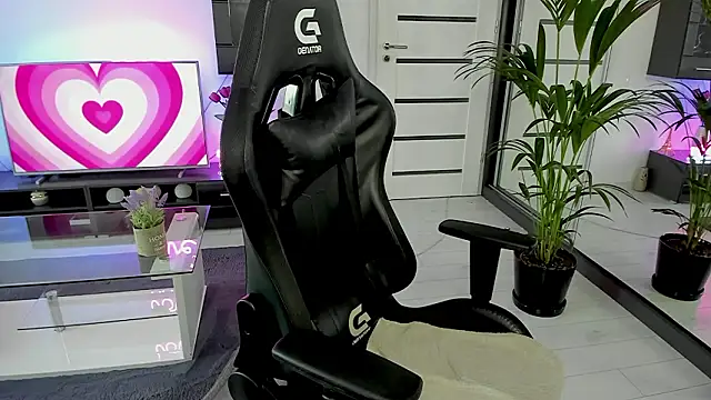 Beauty Anne online show from March 2026 06:53:02 AM