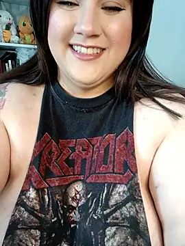 ItsNaiixa online show from March 2026 07:28:01 PM