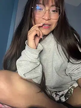 Snapshot of Lily_candy_X chatting on January 2025 05:50:02 AM Lily candy X online show from January 2025 05:50:02 AM