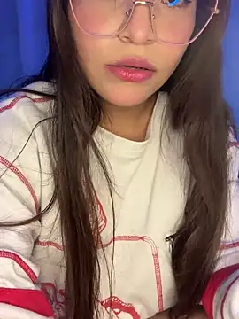 Snapshot of Lily_candy_X chatting on March 2025 05:11:01 AM Lily candy X online show from March 2025 05:11:01 AM