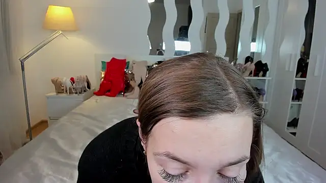 KateRedgar online show from February 2025 01:49:02 PM