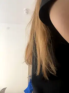 KateRedgar online show from September 2025 02:17:02 PM