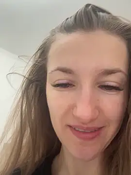 Snapshot of KateRedgar chatting on May 2026 02:36:02 PM KateRedgar online show from May 2026 02:36:02 PM