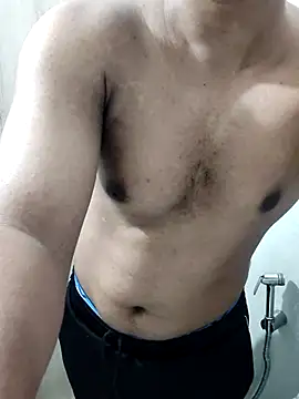 hottboy 39 online show from February 2026 10:24:02 PM