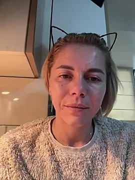 tanyagrey online show from November 2025 06:40:02 AM