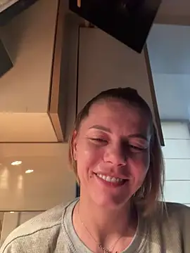 tanyagrey online show from December 2025 06:51:01 AM