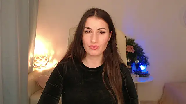 MaryMalory11 online show from December 2025 06:15:01 PM