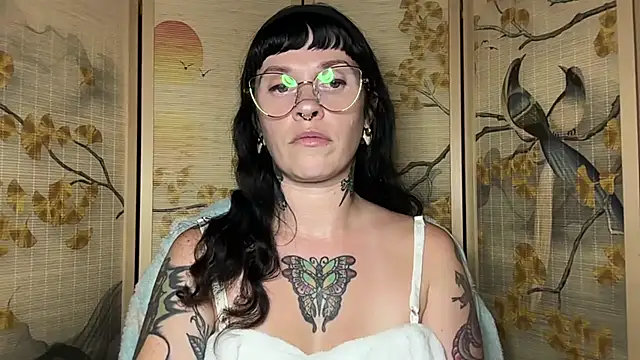Snapshot of Marcelinegoddess chatting on July 2026 04:16:01 AM Marcelinegoddess online show from July 2026 04:16:01 AM