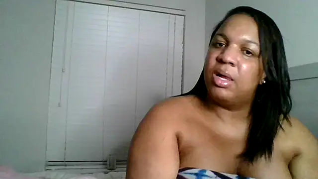 Badgirlbrittt online show from December 2024 01:58:01 AM