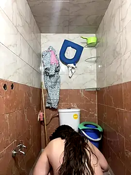 Marewa12 online show from December 2025 01:51:01 PM