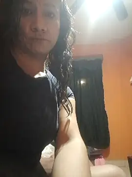 miicheele32 online show from January 2025 08:17:01 AM