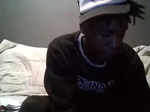 Snapshot of SmallGoodNutts chatting on February 2025 08:45:02 PM SmallGoodNutts online show from February 2025 08:45:02 PM