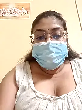 Snapshot of LAVERNIYA_ chatting on December 2024 02:42:01 PM LAVERNIYA  online show from December 2024 02:42:01 PM